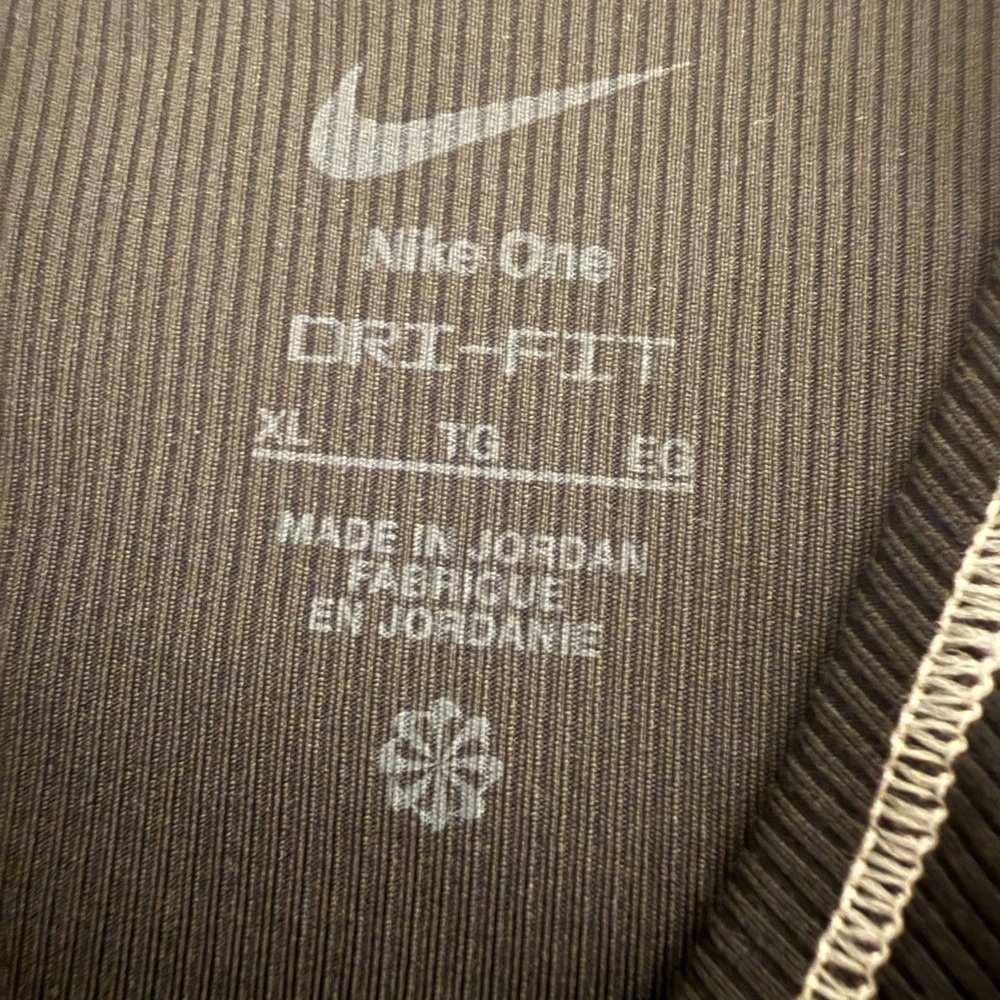 NIKE ONE DRI-FIT black athletic ribbed tank top - Picture 2 of 3